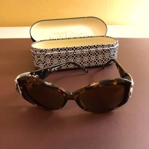 Brighton sunglasses with case